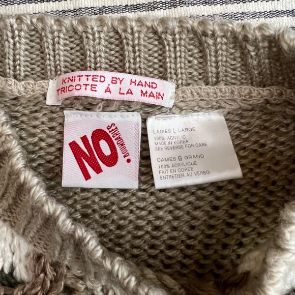 No Boundaries Sweater - Picture 3 of 4